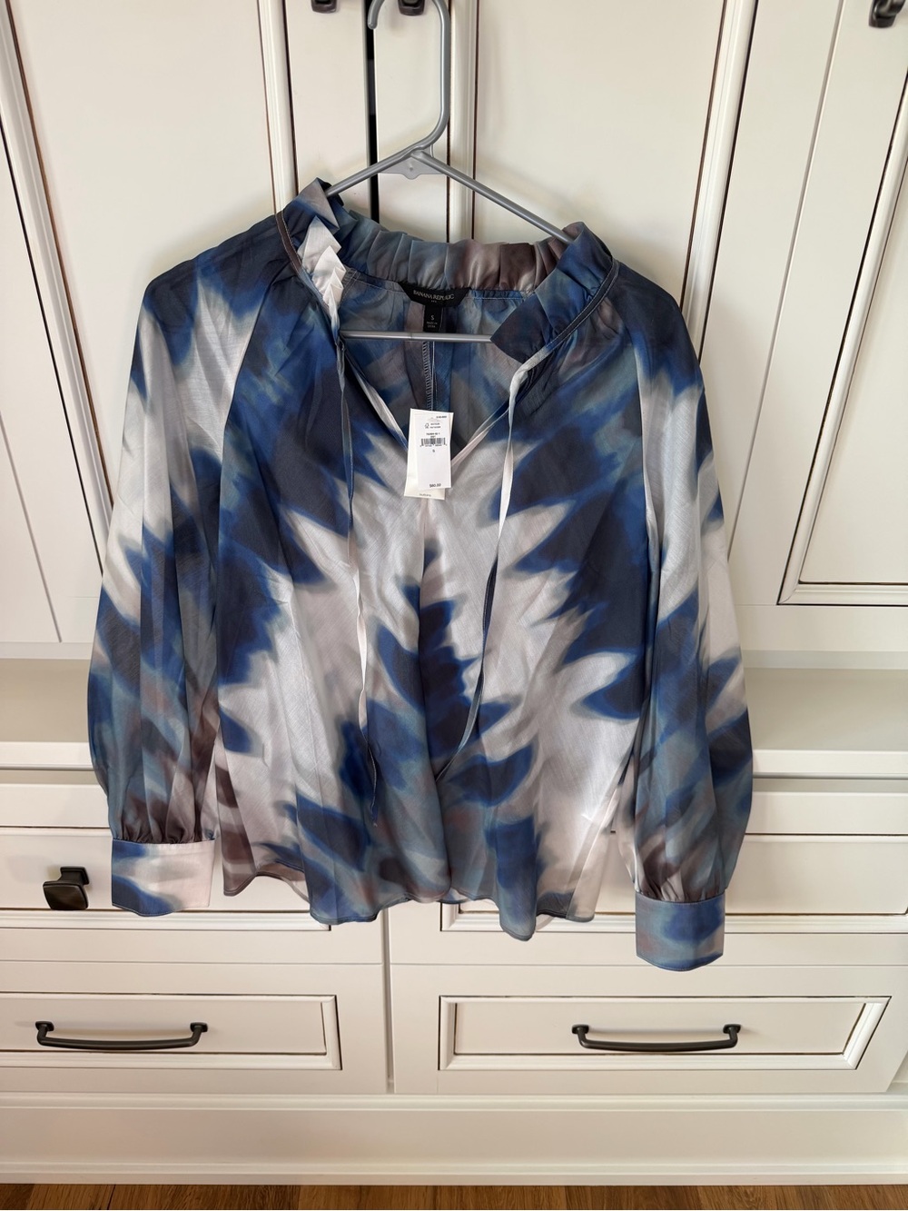 Banana Republic Blue and Gray Tie-Dye Blouse